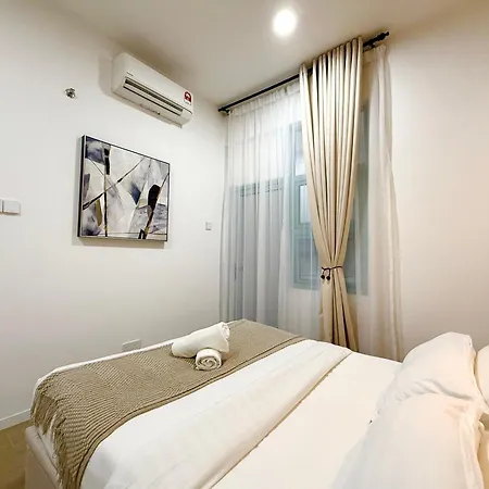 Bay Premier Suites By Ssvc Kota Kinabalu Exterior photo