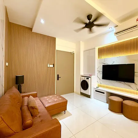 Bay Premier Suites By Ssvc Kota Kinabalu Exterior photo